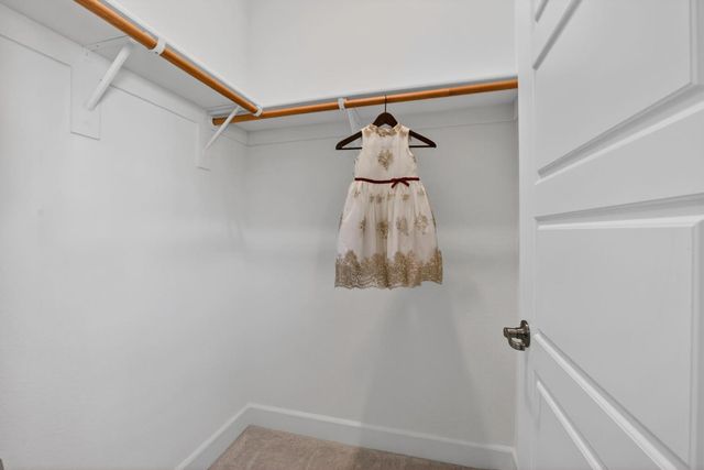 5936 Rosalee St, Sacramento, CA 95835