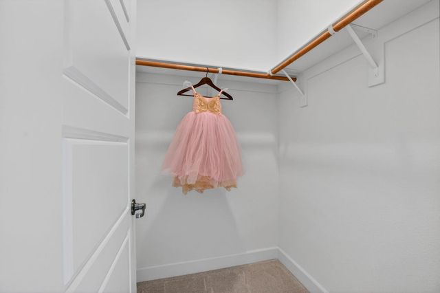 5936 Rosalee St, Sacramento, CA 95835