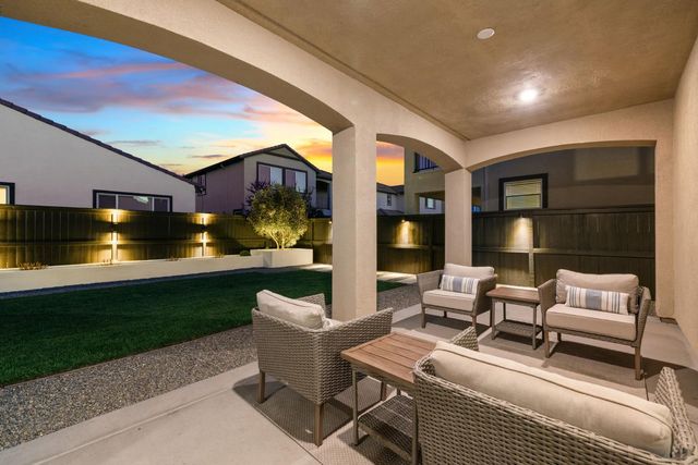 5936 Rosalee St, Sacramento, CA 95835