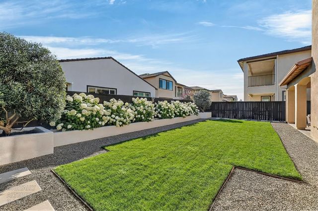 5936 Rosalee St, Sacramento, CA 95835