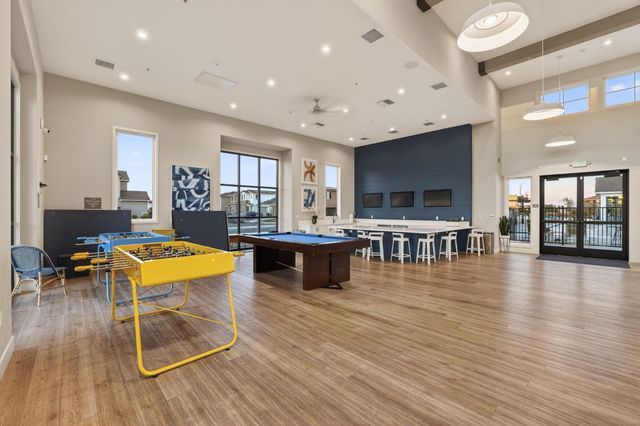 5936 Rosalee St, Sacramento, CA 95835