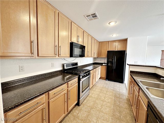 10820 Mystic Shore Avenue, Las Vegas, NV 89166