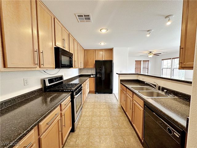 10820 Mystic Shore Avenue, Las Vegas, NV 89166