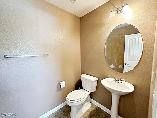 10820 Mystic Shore Avenue, Las Vegas, NV 89166