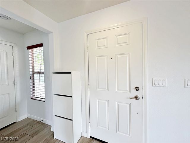 10820 Mystic Shore Avenue, Las Vegas, NV 89166