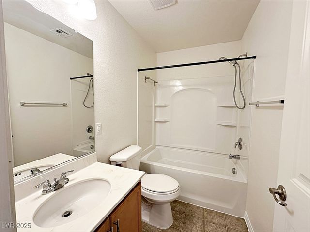 10820 Mystic Shore Avenue, Las Vegas, NV 89166