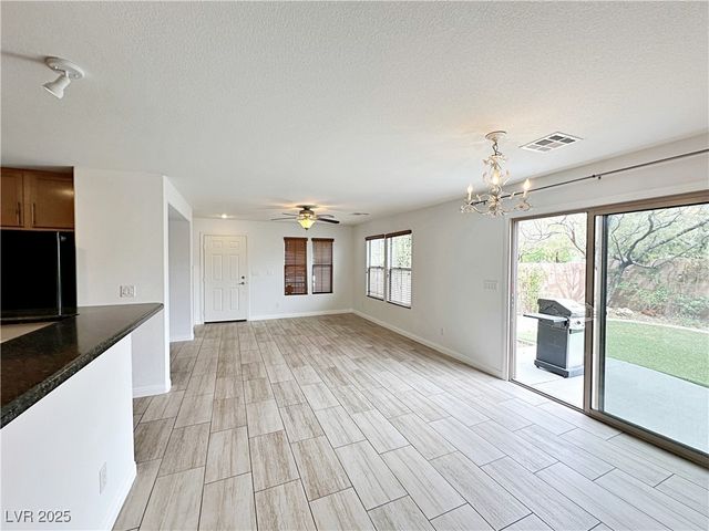 10820 Mystic Shore Avenue, Las Vegas, NV 89166