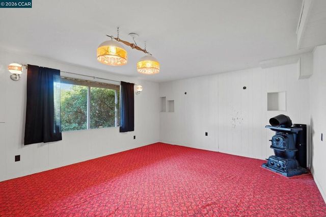 1021 1021 Ulfinian Way, Martinez, CA 94553