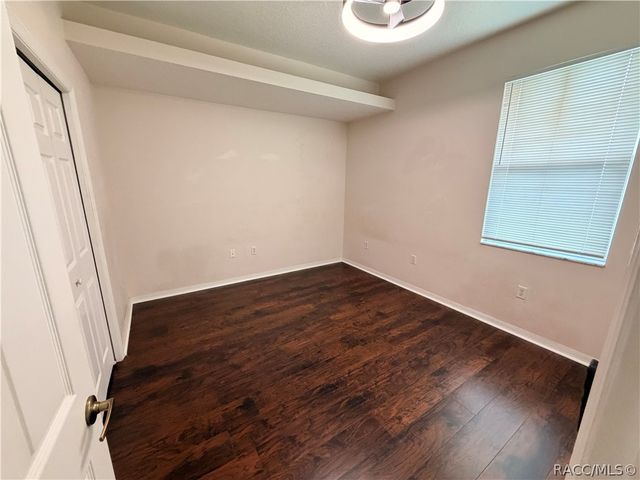 215 W Mickey Mantle Path, Hernando, FL 34442