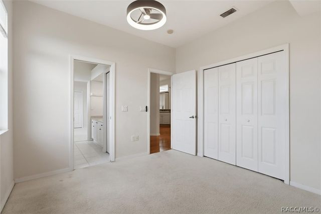 215 W Mickey Mantle Path, Hernando, FL 34442