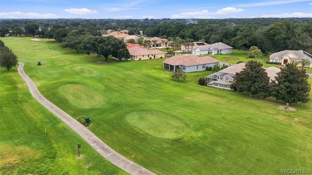 215 W Mickey Mantle Path, Hernando, FL 34442