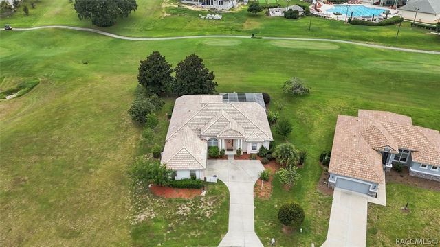 215 W Mickey Mantle Path, Hernando, FL 34442