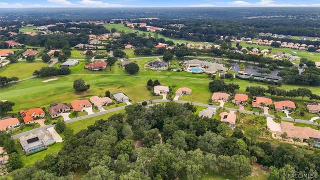 215 W Mickey Mantle Path, Hernando, FL 34442