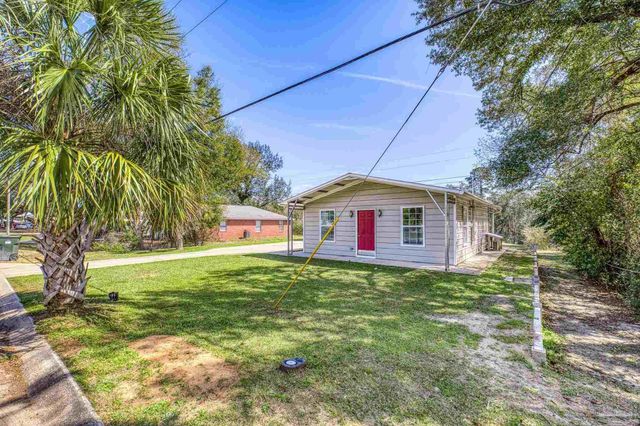 6733 Oakcliff Rd, Pensacola, FL 32526