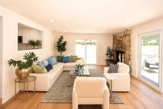 12892 VILLAGE RD, Garden Grove, CA 92841