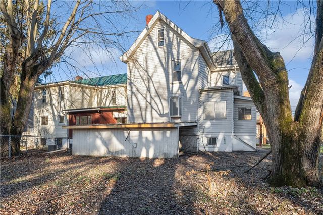 122 Laird St, City Of Greensburg, PA 15601