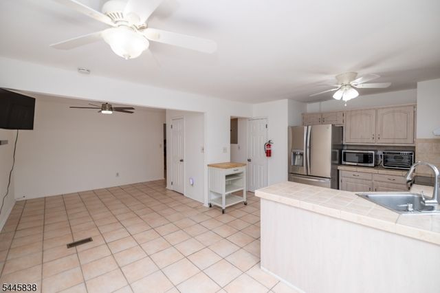 13229 Dell Pl, Stanhope Boro, NJ 07874