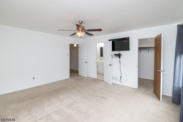 13229 Dell Pl, Stanhope Boro, NJ 07874