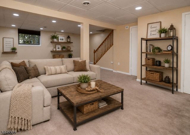 13229 Dell Pl, Stanhope Boro, NJ 07874