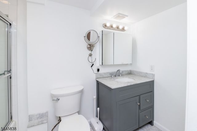 13229 Dell Pl, Stanhope Boro, NJ 07874
