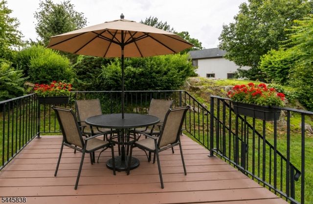 13229 Dell Pl, Stanhope Boro, NJ 07874