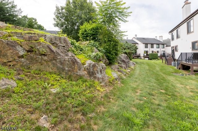 13229 Dell Pl, Stanhope Boro, NJ 07874