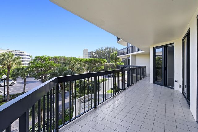 2778 S Ocean Boulevard 206s, Palm Beach, FL 33480