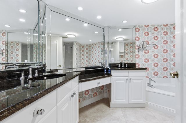2778 S Ocean Boulevard 206s, Palm Beach, FL 33480