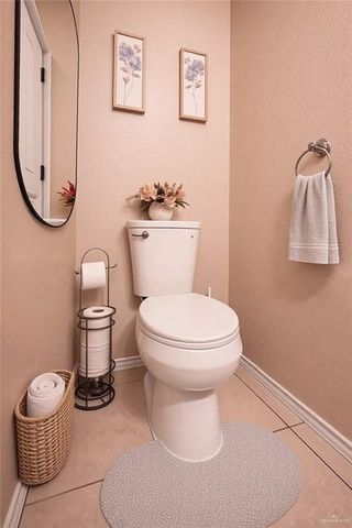 906 E Solar Drive, Mission, TX 78574