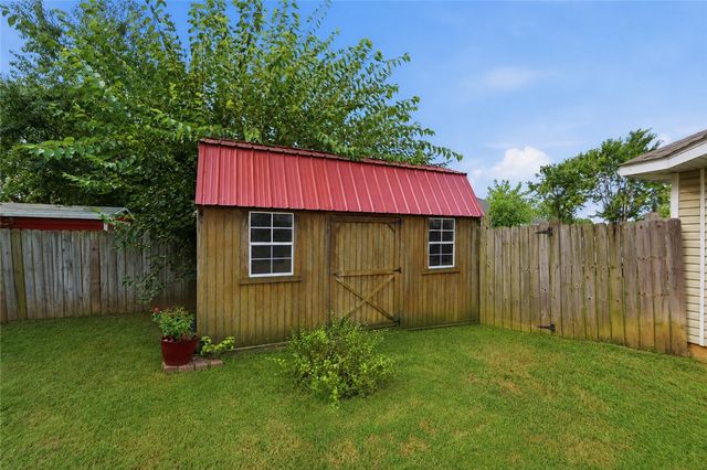107 Michael Street, Lowell, AR 72745