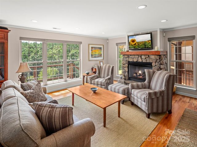 298 Lone Pine Road, Alexander, NC 28701