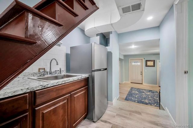 280 Balcom Avenue, Bronx, NY 10465