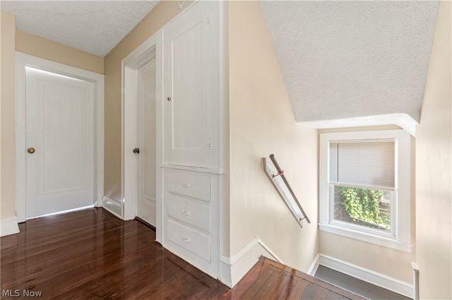 2409 Gilbert Avenue NE, Canton, OH 44705