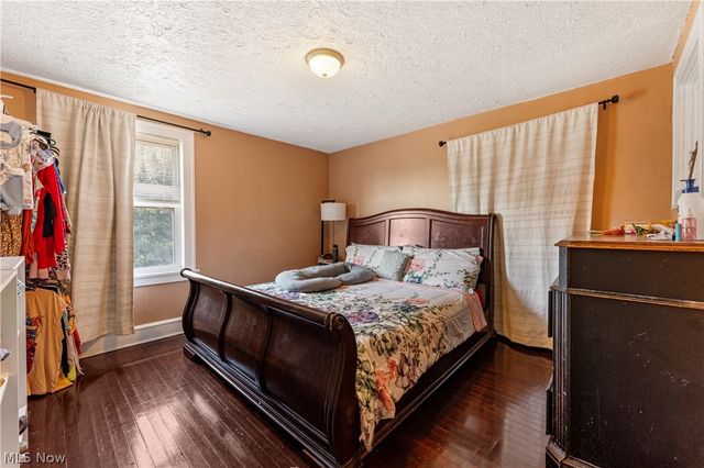 2409 Gilbert Avenue NE, Canton, OH 44705