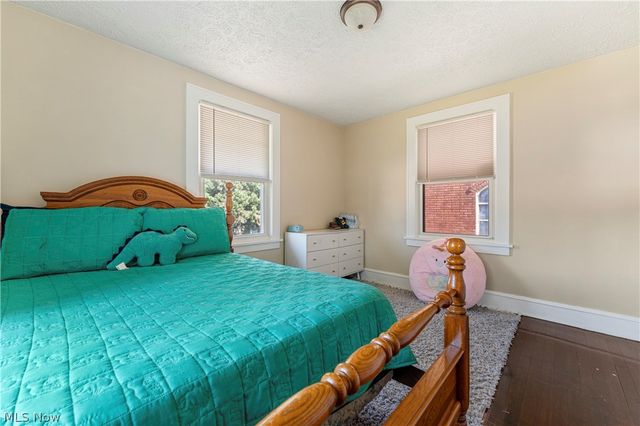 2409 Gilbert Avenue NE, Canton, OH 44705