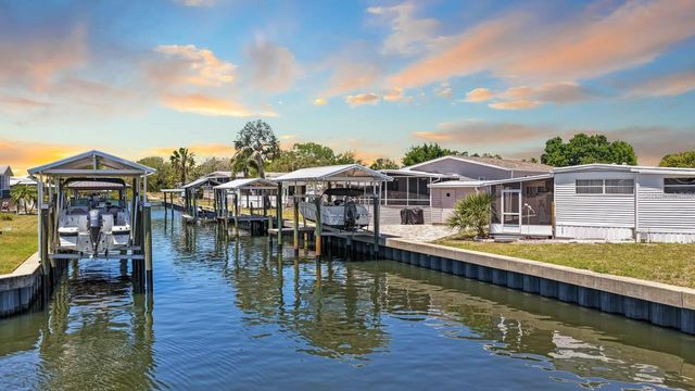 164 S SAINT THOMAS CIRCLE, Apollo Beach, FL 33572