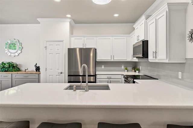 9182 SW 65TH LOOP, Ocala, FL 34481