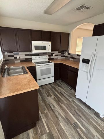 13301 FAIRWAY GLEN DRIVE 104, Orlando, FL 32824