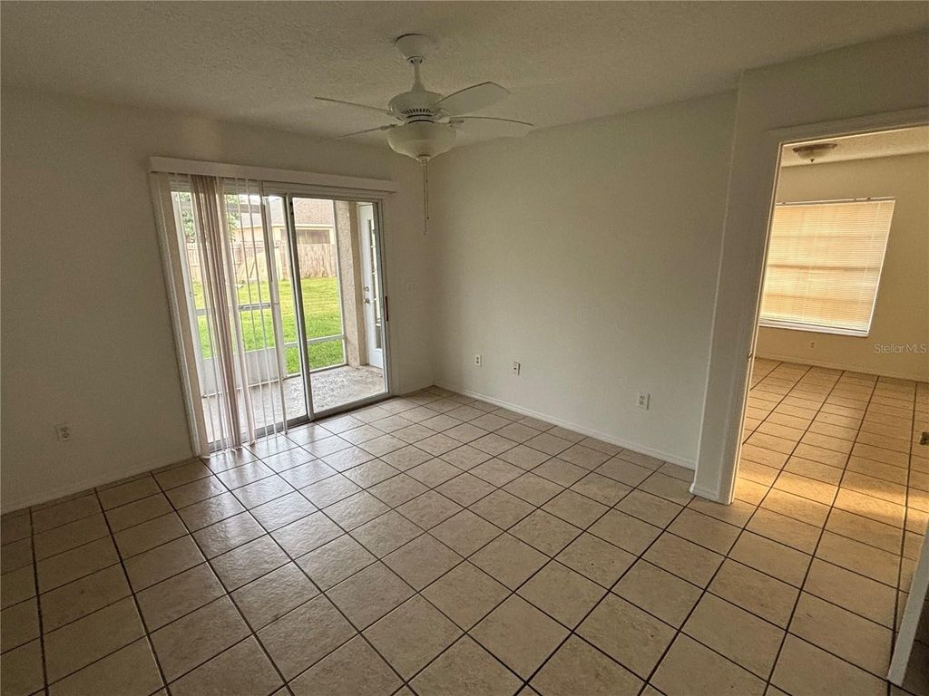 Image 18 of property listing at 13301 FAIRWAY GLEN DRIVE 104, Orlando, FL 32824