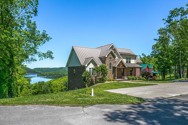 500 Maury Ln, Smithville, TN 37166