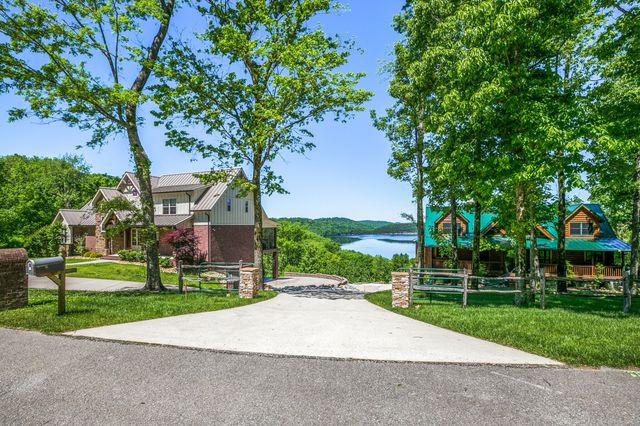 500 Maury Ln, Smithville, TN 37166