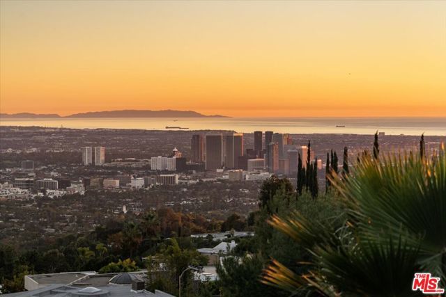 1740 Carla Ridge, Beverly Hills, CA 90210