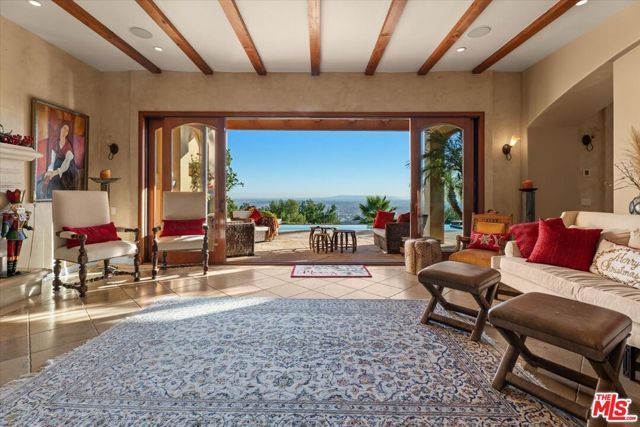 1740 Carla Ridge, Beverly Hills, CA 90210