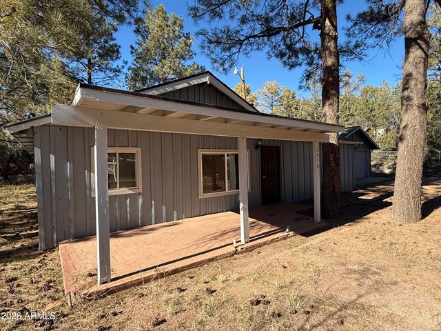 2058 PINEHAVEN Lane, Overgaard, AZ 85933