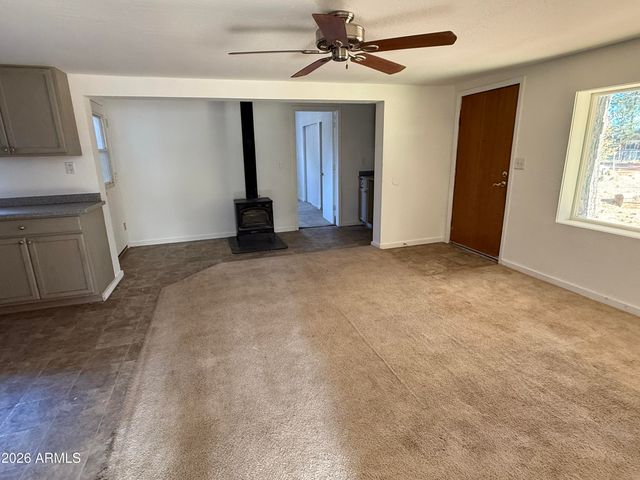 2058 PINEHAVEN Lane, Overgaard, AZ 85933