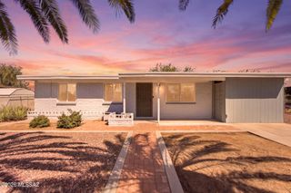 7575 E Persimmon Drive, Tucson, AZ 85730