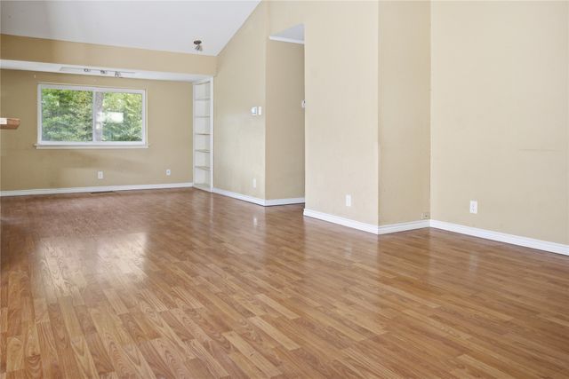 3614 Windsor Street, Irving, TX 75062