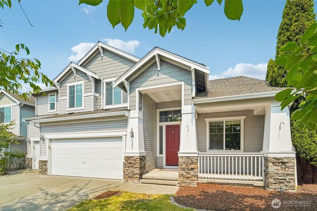 1221 68th Loop SE, Auburn, WA 98902