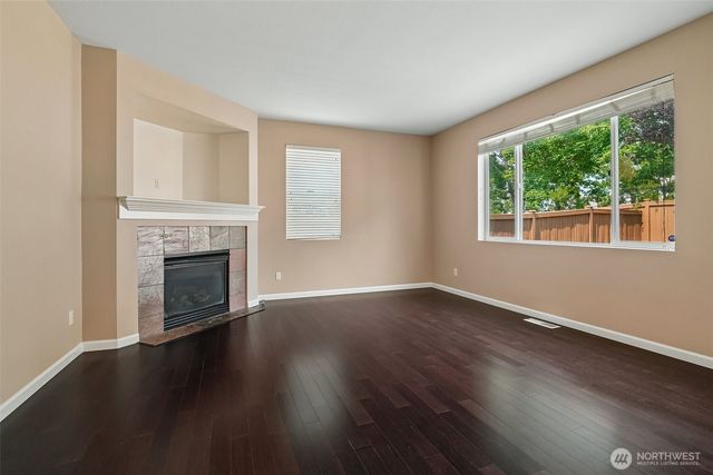 1221 68th Loop SE, Auburn, WA 98902