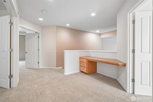 1221 68th Loop SE, Auburn, WA 98902